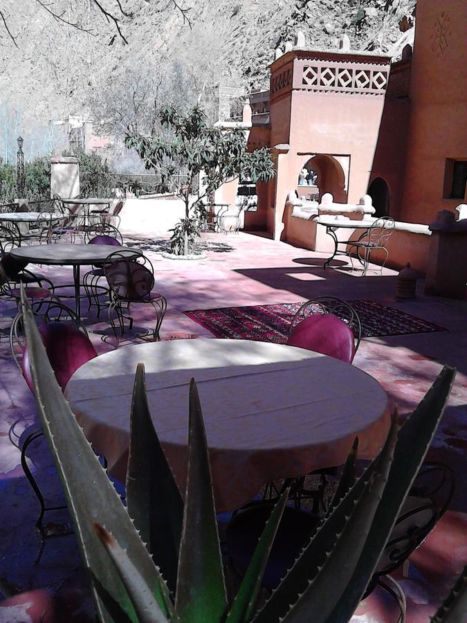 Auberge Tissadrine Akhendachou n'Ait Ouffi 객실 사진
